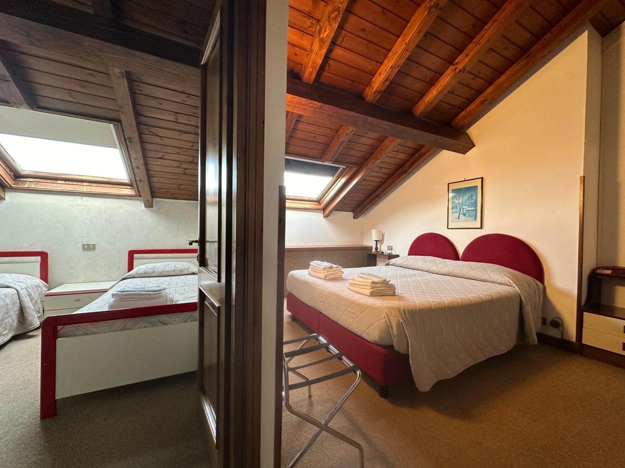 Hotel Alpi - Foza Bagian luar foto