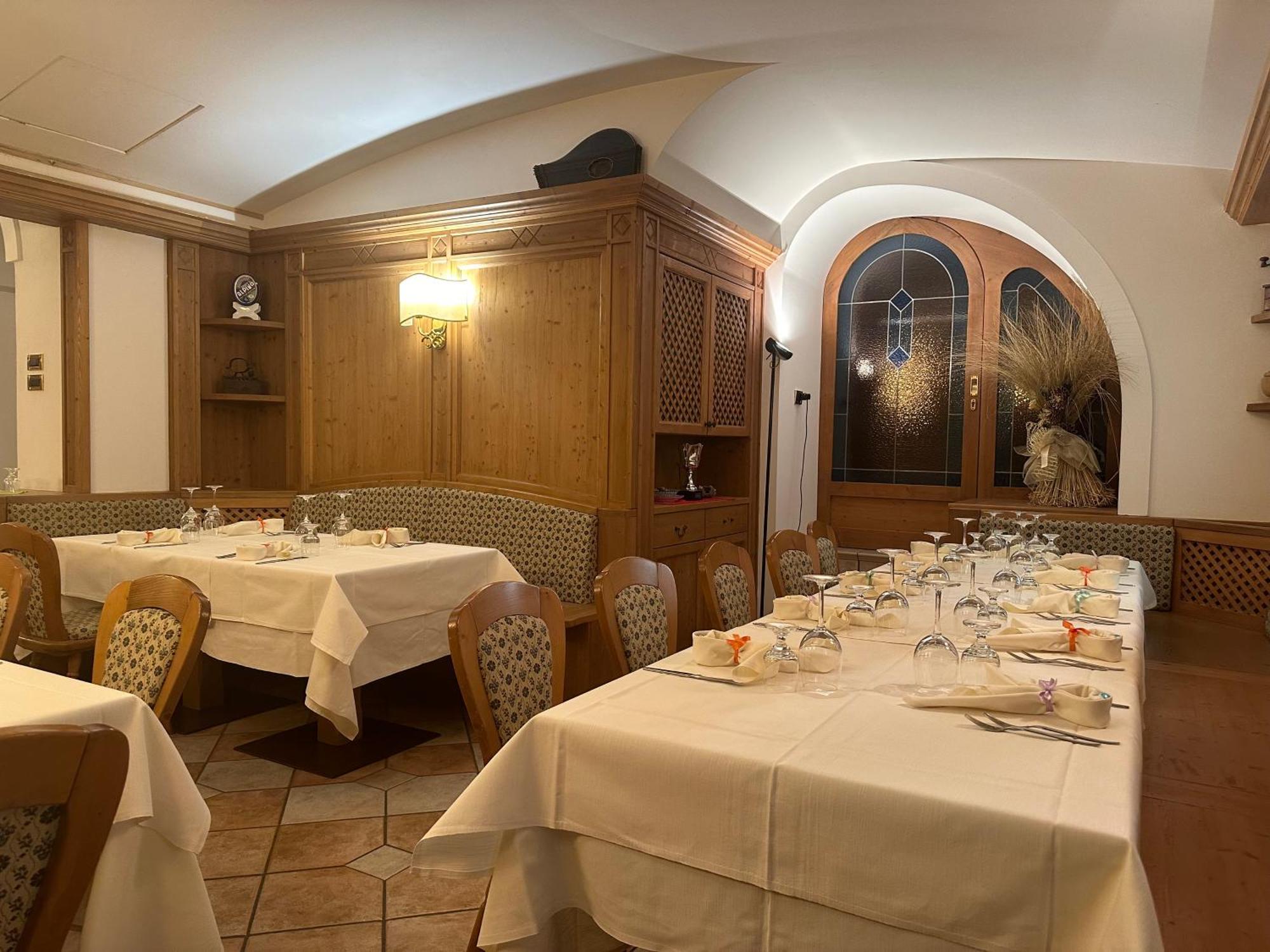 Hotel Alpi - Foza Bagian luar foto