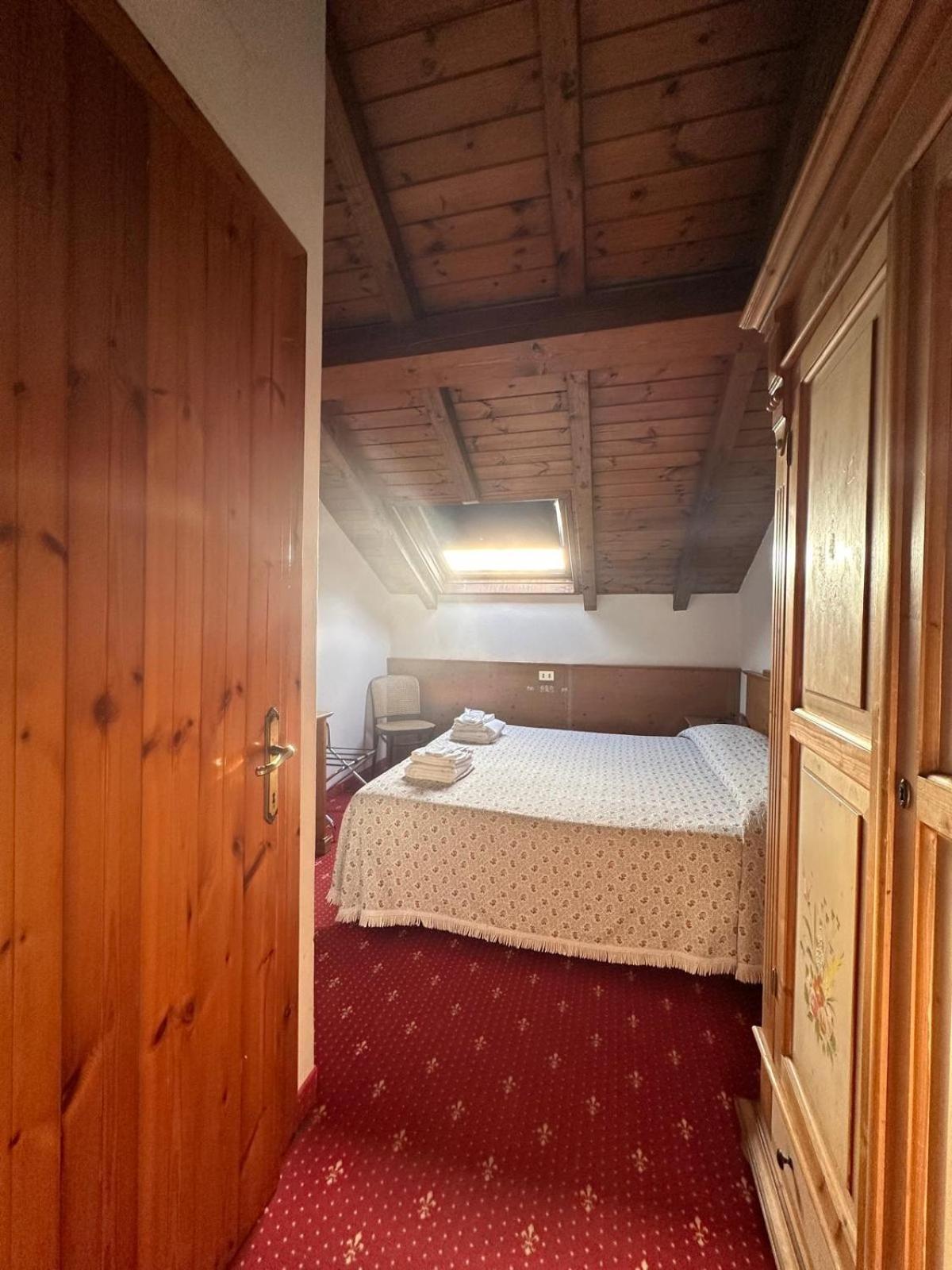 Hotel Alpi - Foza Bagian luar foto