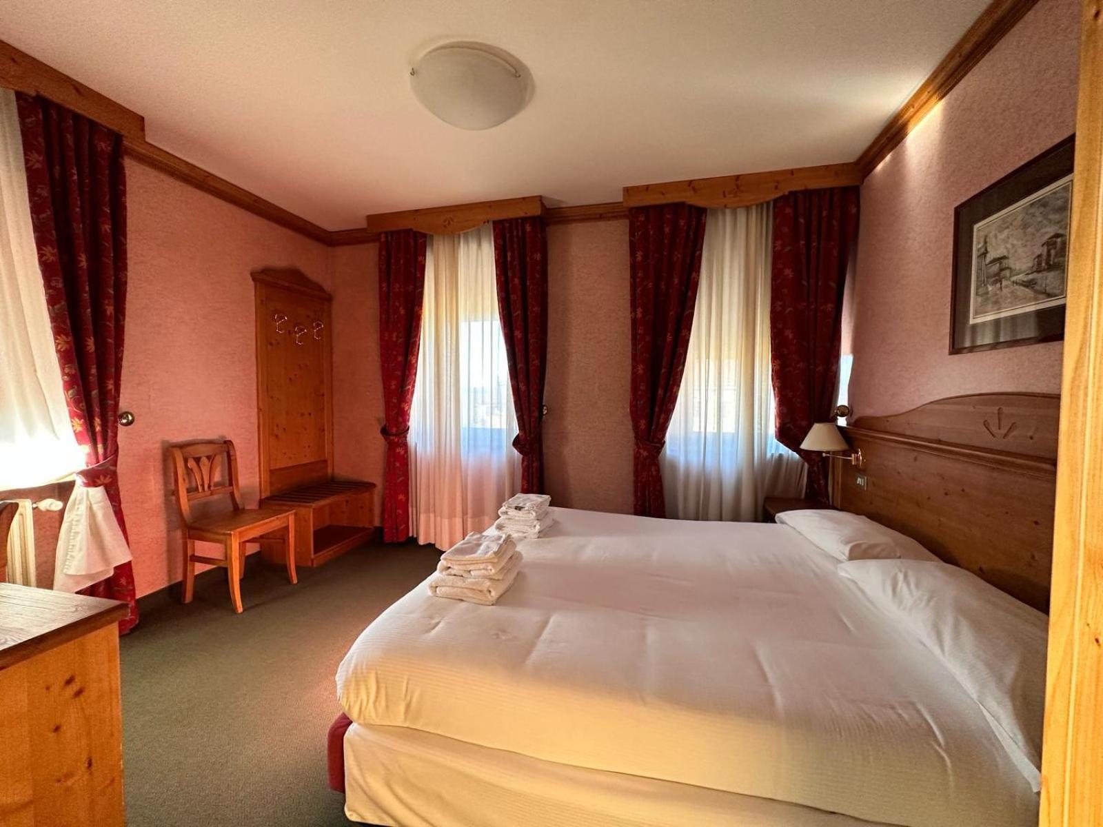 Hotel Alpi - Foza Bagian luar foto