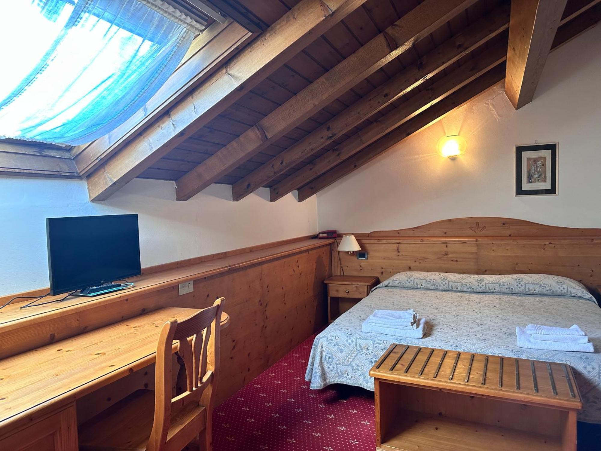 Hotel Alpi - Foza Bagian luar foto