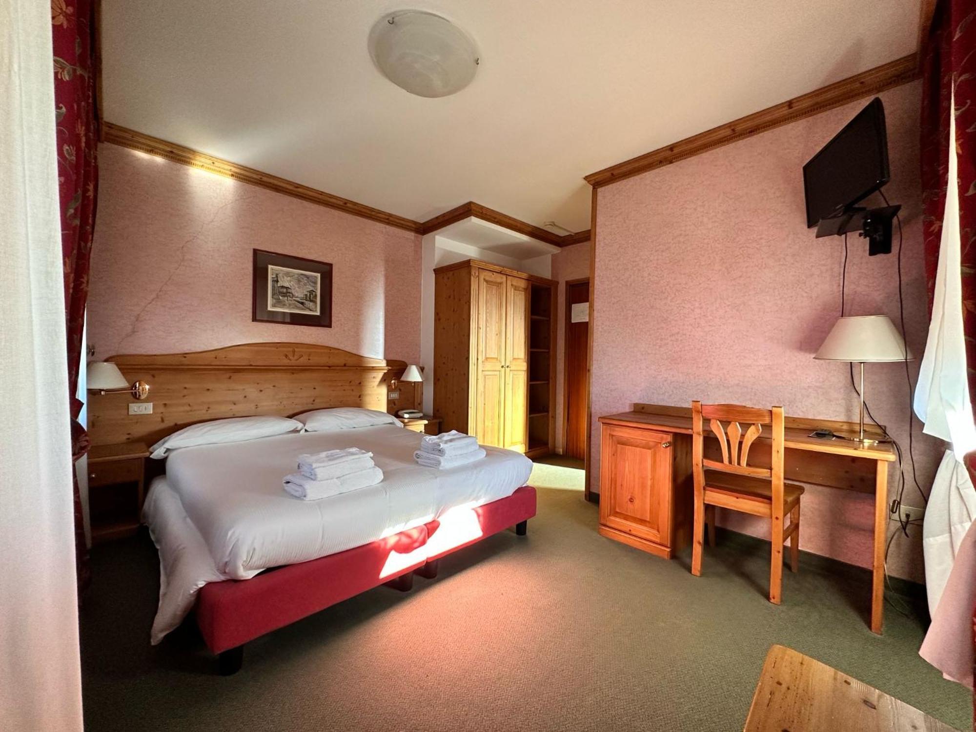 Hotel Alpi - Foza Bagian luar foto