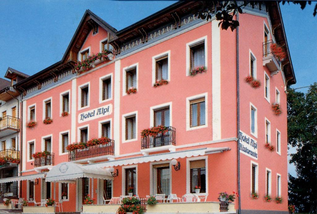Hotel Alpi - Foza Bagian luar foto